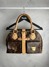 Load image into Gallery viewer, Louis Vuitton Manhattan GM