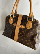 Load image into Gallery viewer, Louis Vuitton Manhattan GM