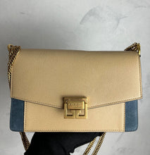 Load image into Gallery viewer, Givenchy GV3 WOC