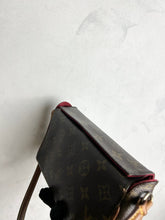 Load image into Gallery viewer, Louis Vuitton Recital LIMITED EDITION