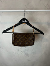 Load image into Gallery viewer, Louis Vuitton x Takashi Murakami Pochette Accessoires