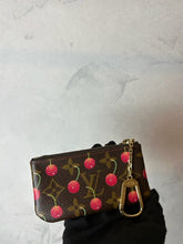 Load image into Gallery viewer, Louis Vuitton x Takashi Murakami Louis Cles