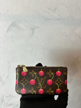 Load image into Gallery viewer, Louis Vuitton x Takashi Murakami Louis Cles