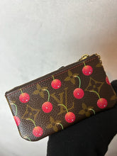 Load image into Gallery viewer, Louis Vuitton x Takashi Murakami Louis Cles