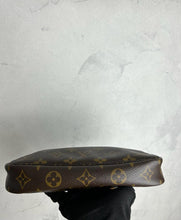 Load image into Gallery viewer, Louis Vuitton Pochette Accessoires