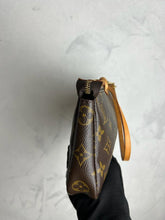 Load image into Gallery viewer, Louis Vuitton Pochette Accessoires